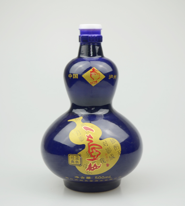 玻璃酒瓶生產(chǎn)廠家.png